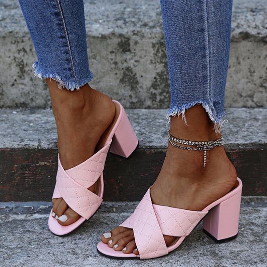 Sandales chics à talons carrés par Amélie Morin