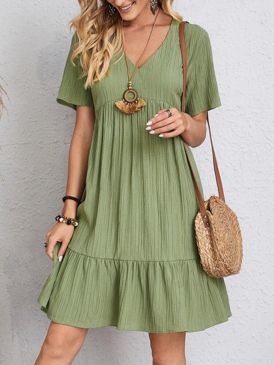 Robe d'été chic à col en V signée Amélie Morin