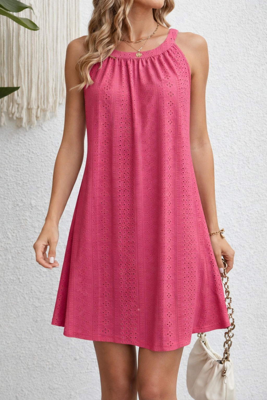 Robe sans manches en dentelle chic Amélie Morin