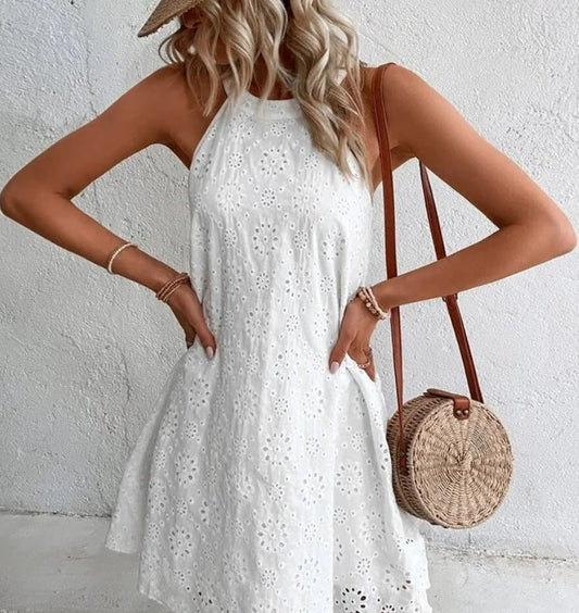 Robe sans manches en dentelle chic Amélie Morin