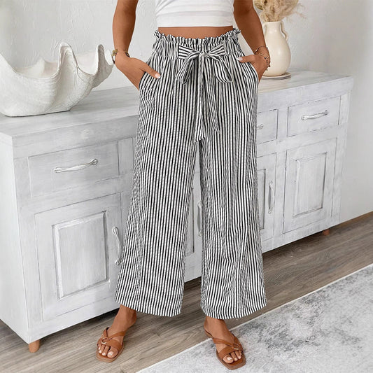 Pantalon rayé à jambes droites par Amélie Morin