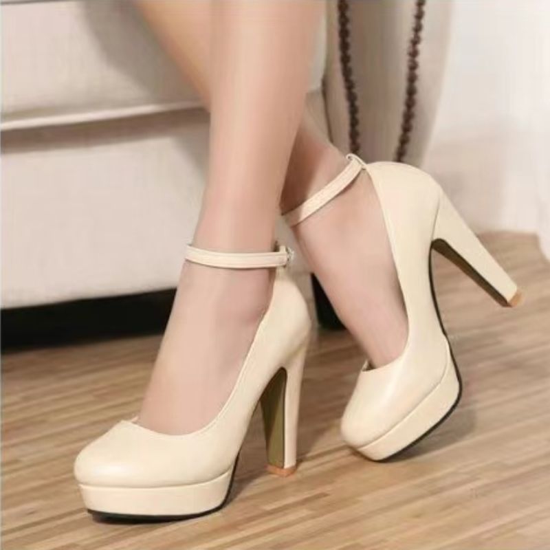 Elegant Chunky Heel Pumps by Elizabeth Ainsley