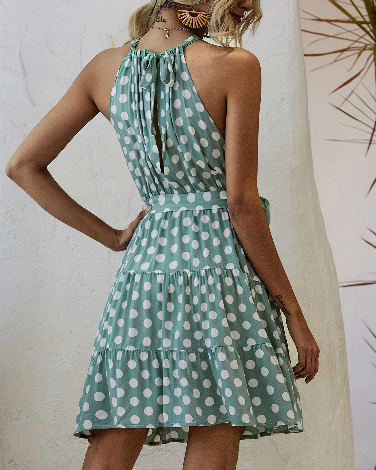 Robe dos nu à pois chic signée Amélie Morin