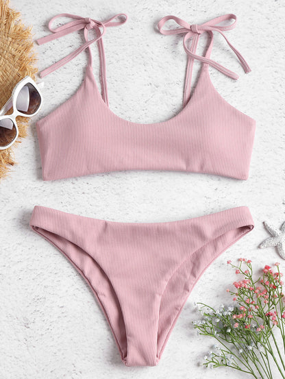 Bikini taille basse sans bretelles audacieux par Amélie Morin
