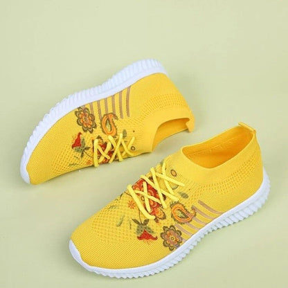 Baskets en maille fleurie Amelie Morin inspirées de Pinterest