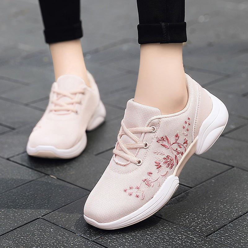 Baskets respirantes en maille florale Amelie Morin