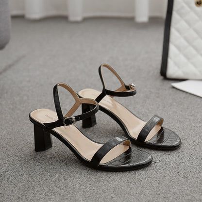 Sandales à talons élégantes Amelie Morin inspirées de Pinterest