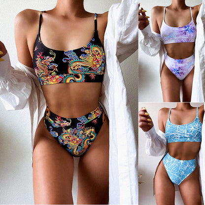 Bikini imprimé vibrant d'Amélie Morin, inspiré de Pinterest