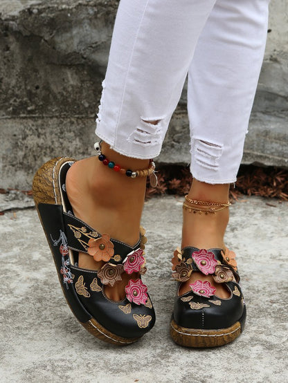 Sandales bohèmes à fleurs Amelie Morin à bout rond