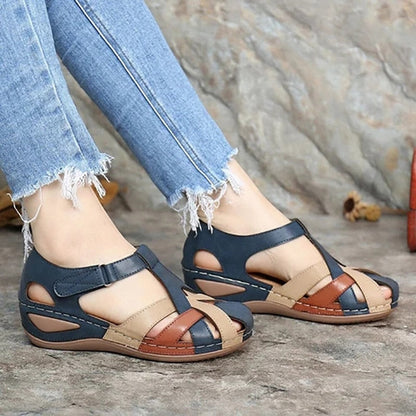 Sandales compensées confortables d'Amélie Morin pour tous les jours