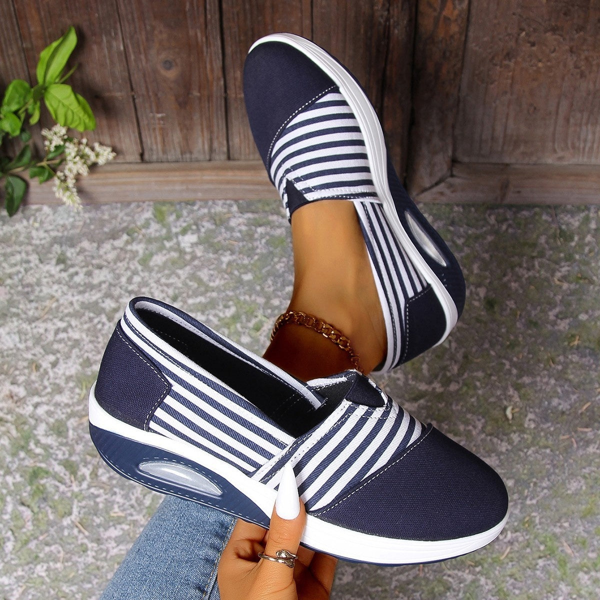 Chaussures rayées légères à enfiler Amelie Morin pour femmes