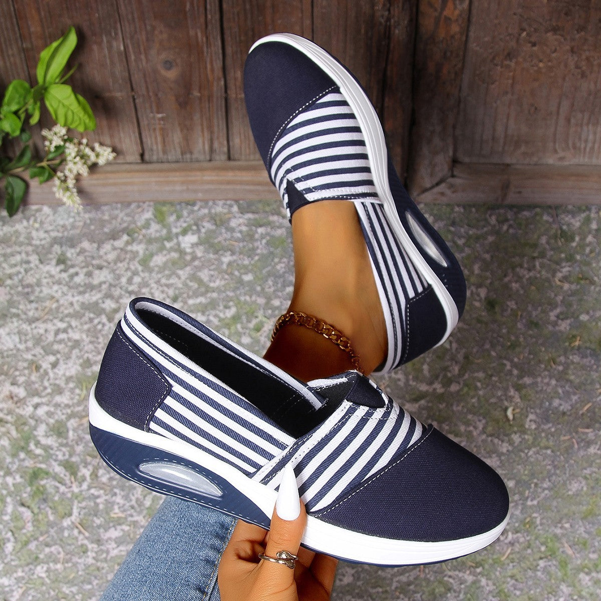 Chaussures rayées légères à enfiler Amelie Morin pour femmes