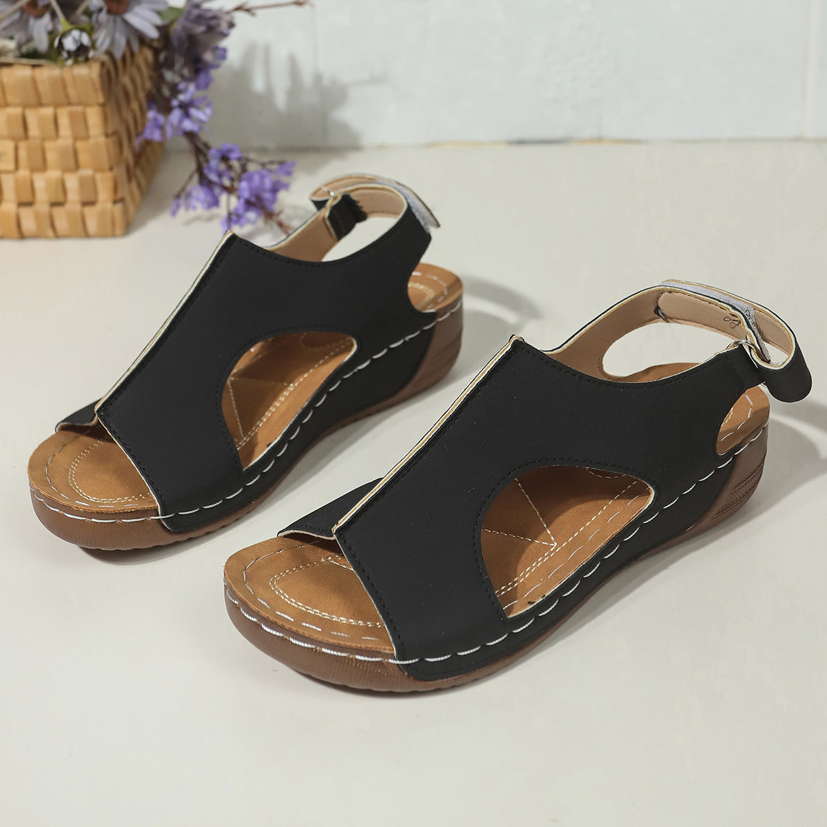 Sandales compensées confortables par Amélie Morin