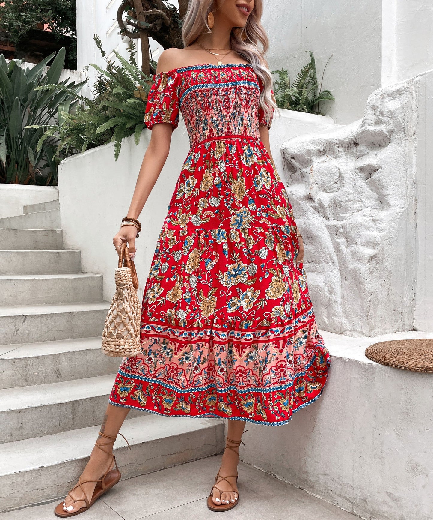 Robe midi bohème fleurie Amelie Morin à épaules dénudées