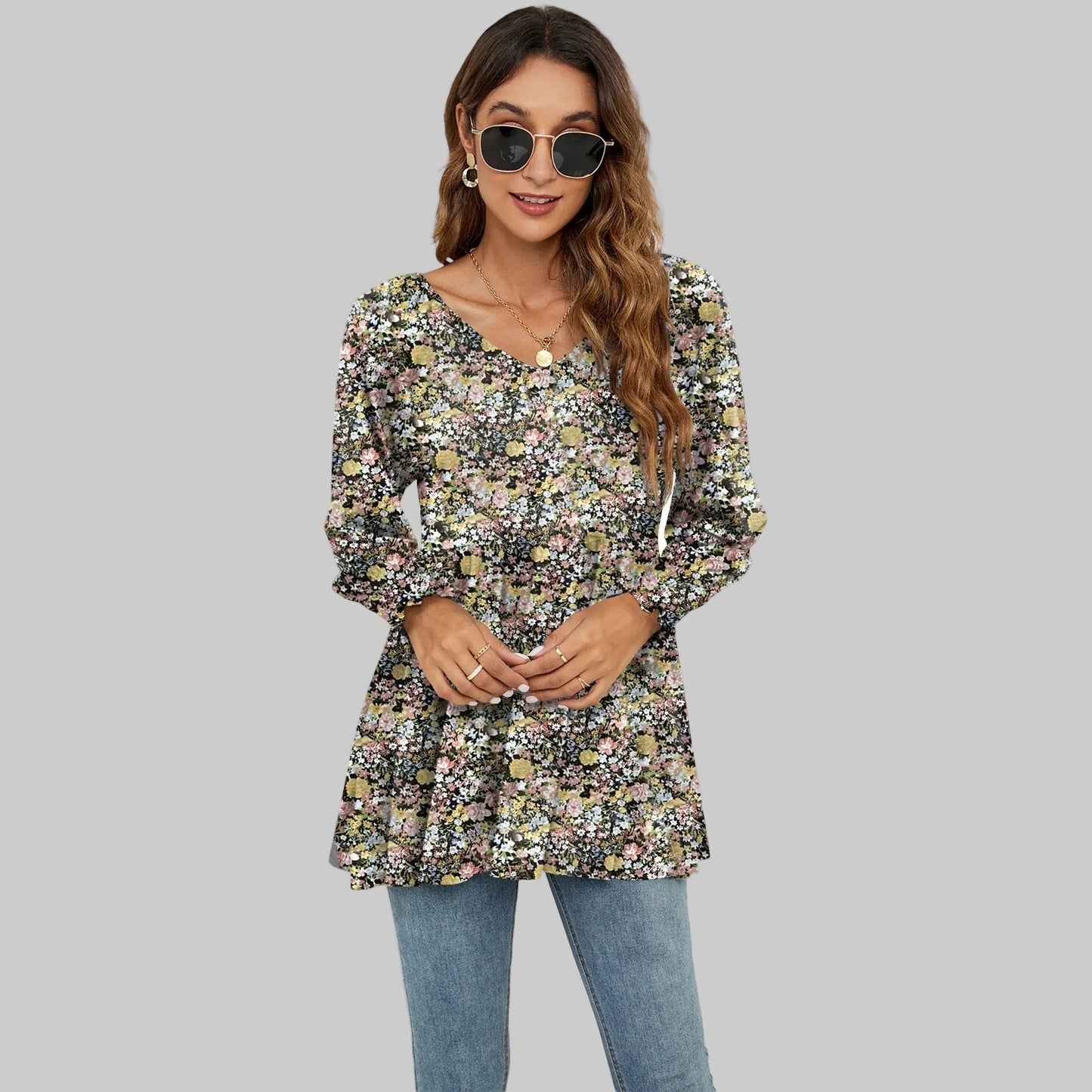 Top à manches bouffantes et col en V à imprimé floral par Amélie Morin