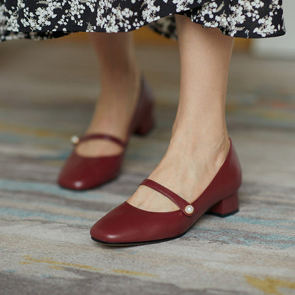 Escarpins Mary Jane vintage à talons épais par Amélie Morin