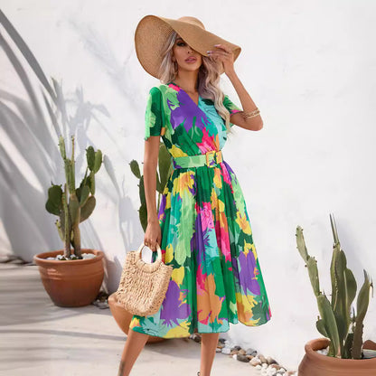 Robe midi d'été Amelie Morin à imprimé floral éclatant