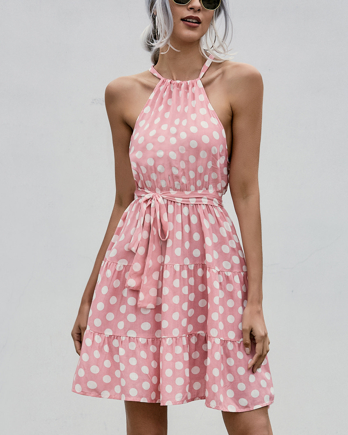 Robe dos nu à pois chic signée Amélie Morin