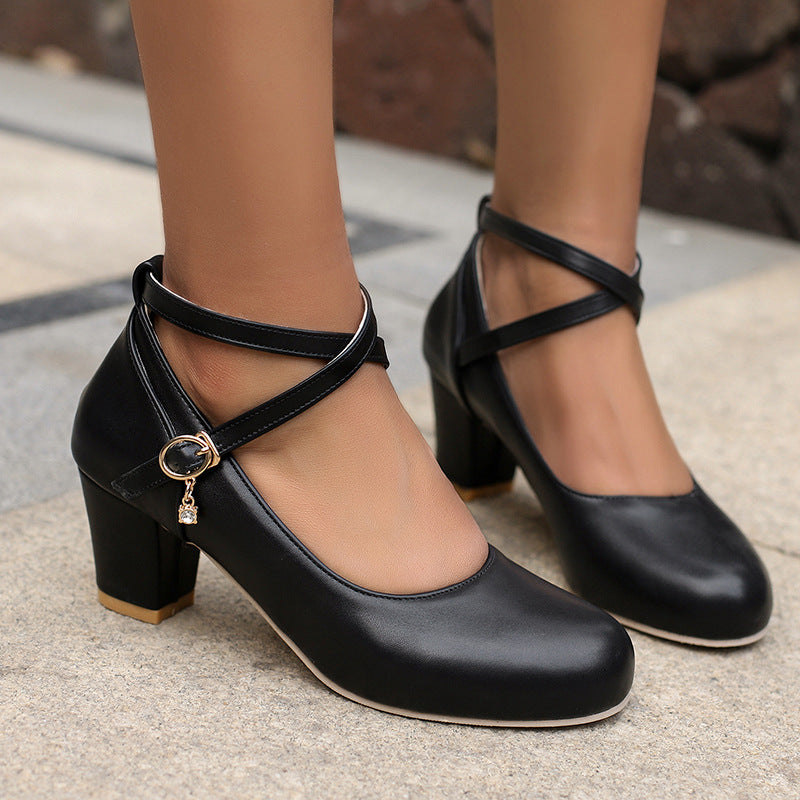 Élégantes Mary Janes à talons compensés par Amélie Morin