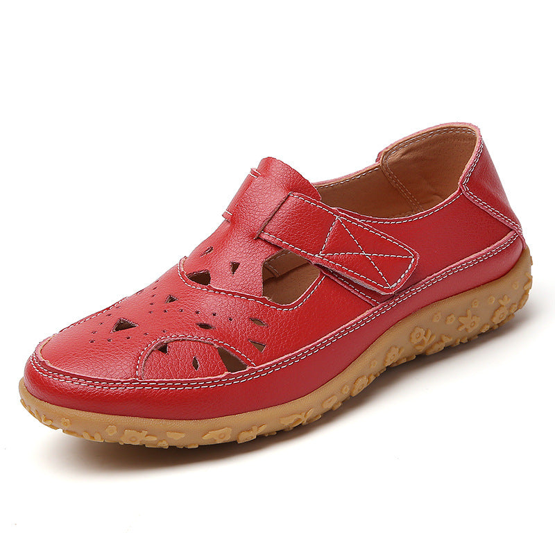 Sandales plates confortables et creuses par Amélie Morin