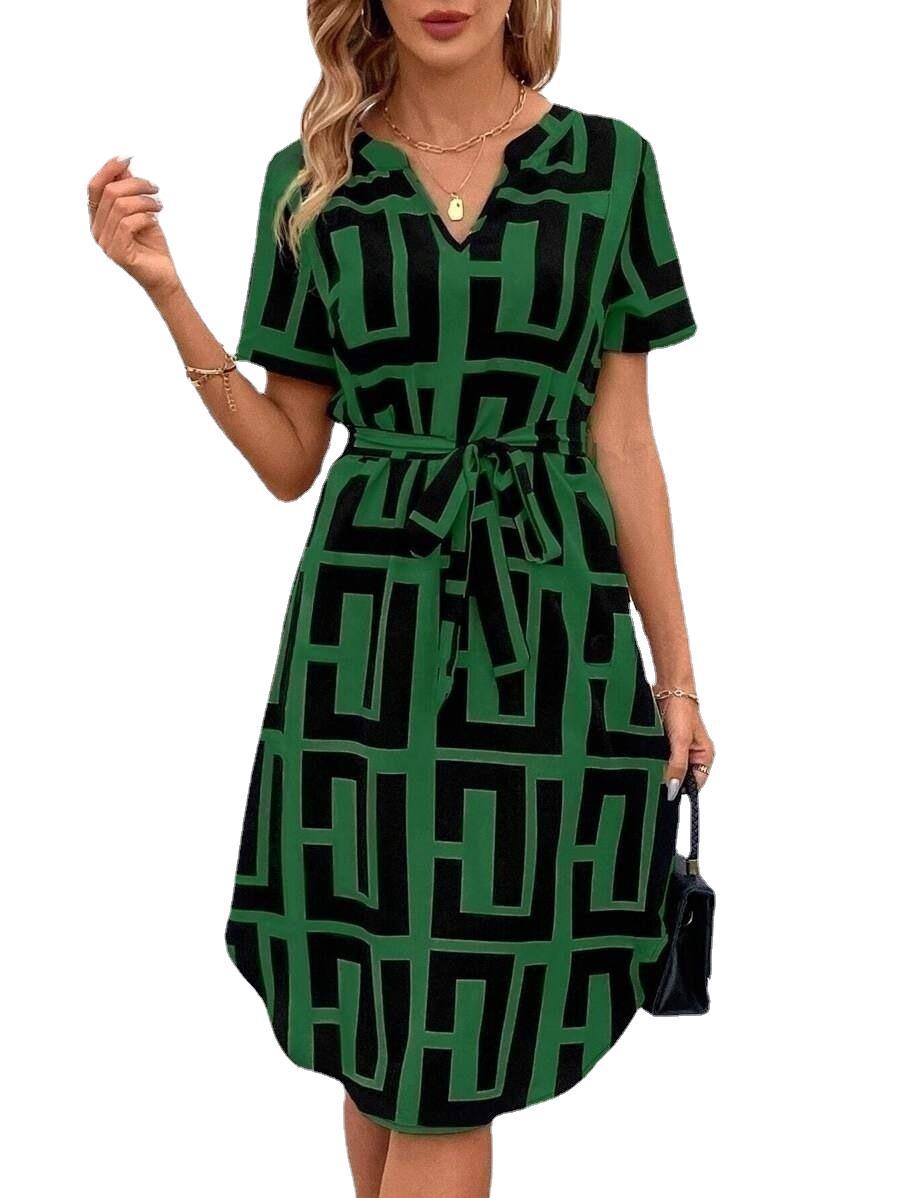 Robe midi rayée chic Amelie Morin à col en V