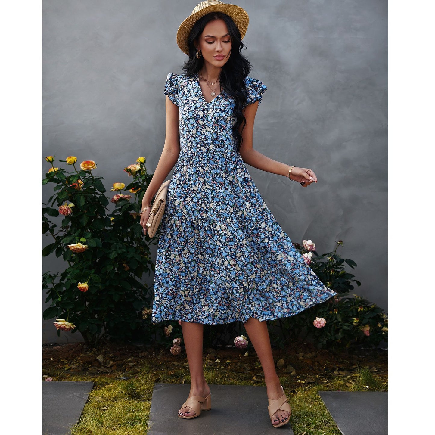Robe midi fleurie chic signée Amélie Morin