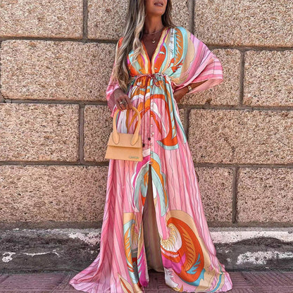 Robe longue à lacets et col en V éclatant signée Amélie Morin