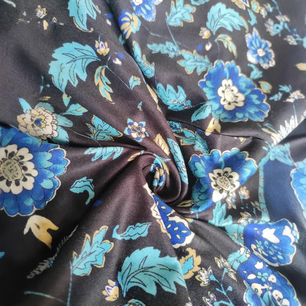 Robe mini à franges Amelie Morin style bohème fleuri