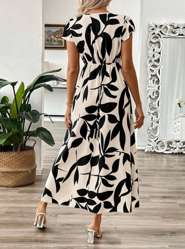 Robe longue imprimée élégante à col en V signée Amélie Morin