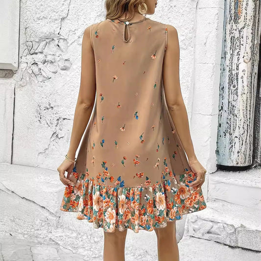 Robe kaki sans manches à fleurs par Amélie Morin