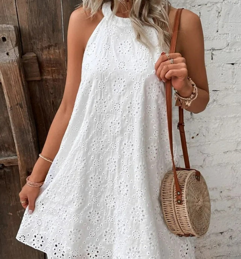 Robe sans manches en dentelle chic Amélie Morin