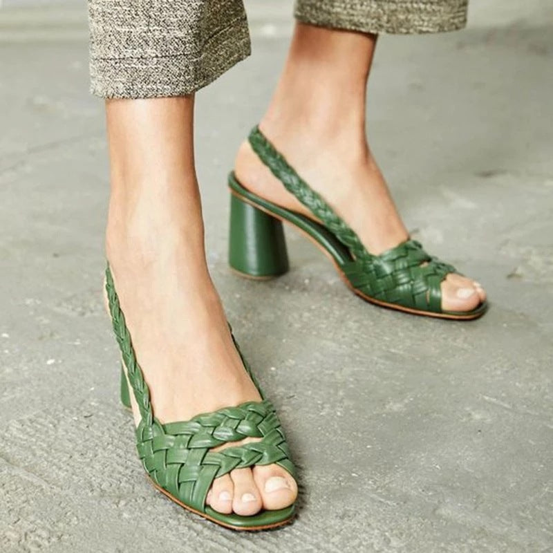 Sandales à talons tissées chics par Amélie Morin