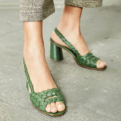 Sandales à talons tissées chics par Amélie Morin