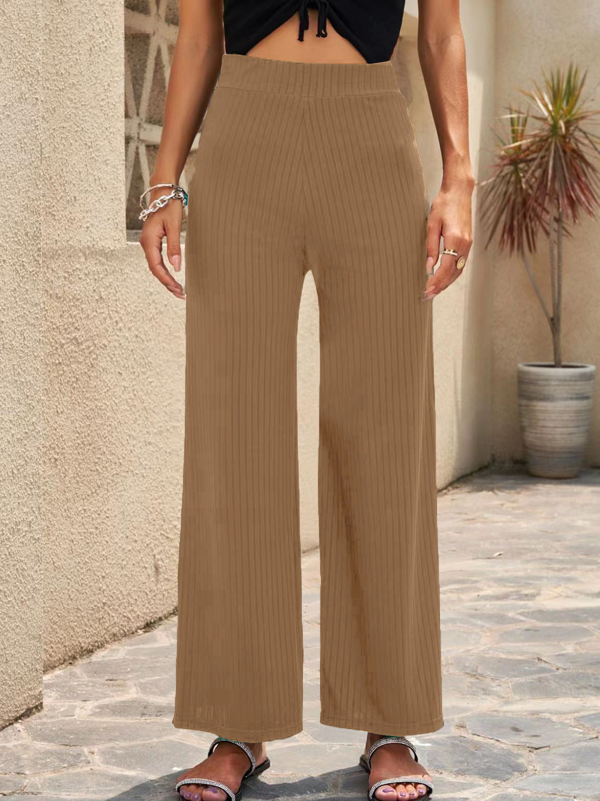 Pantalon stretch à jambes larges par Amélie Morin