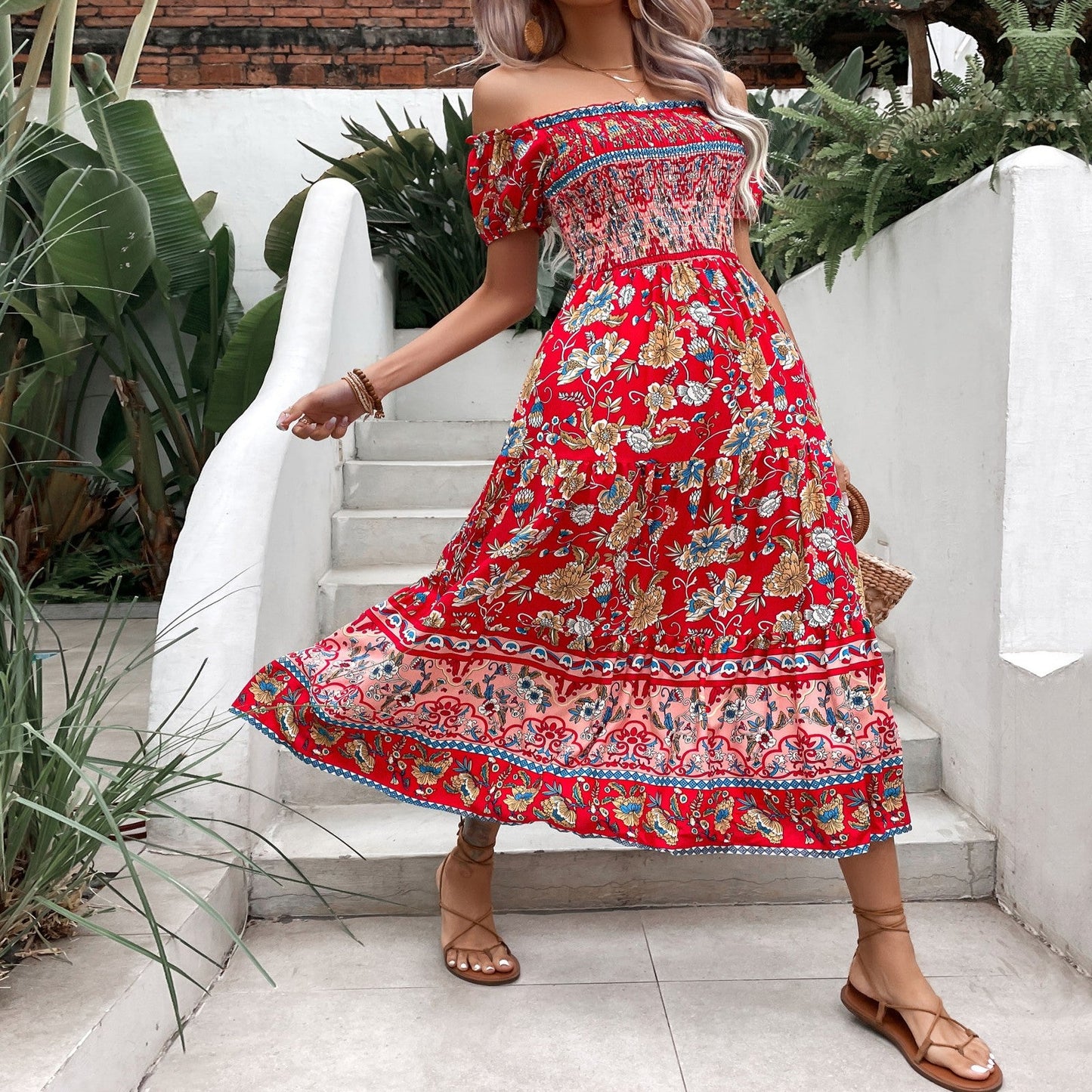 Robe midi bohème fleurie Amelie Morin à épaules dénudées