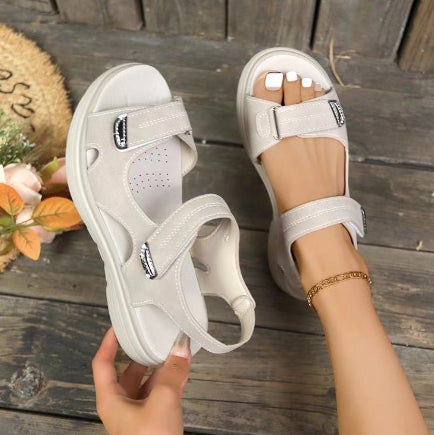 Sandales compensées confortables vintage par Amélie Morin