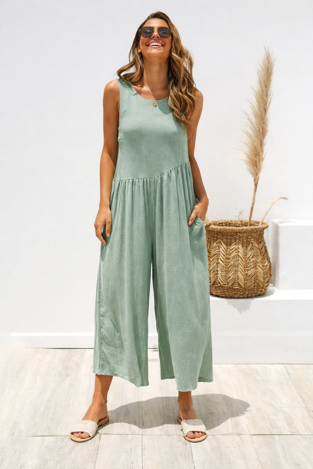 Combinaison-pantalon chic unie par Amélie Morin