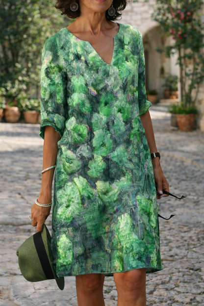 Robe imprimée à col en V aux couleurs vives signée Amélie Morin