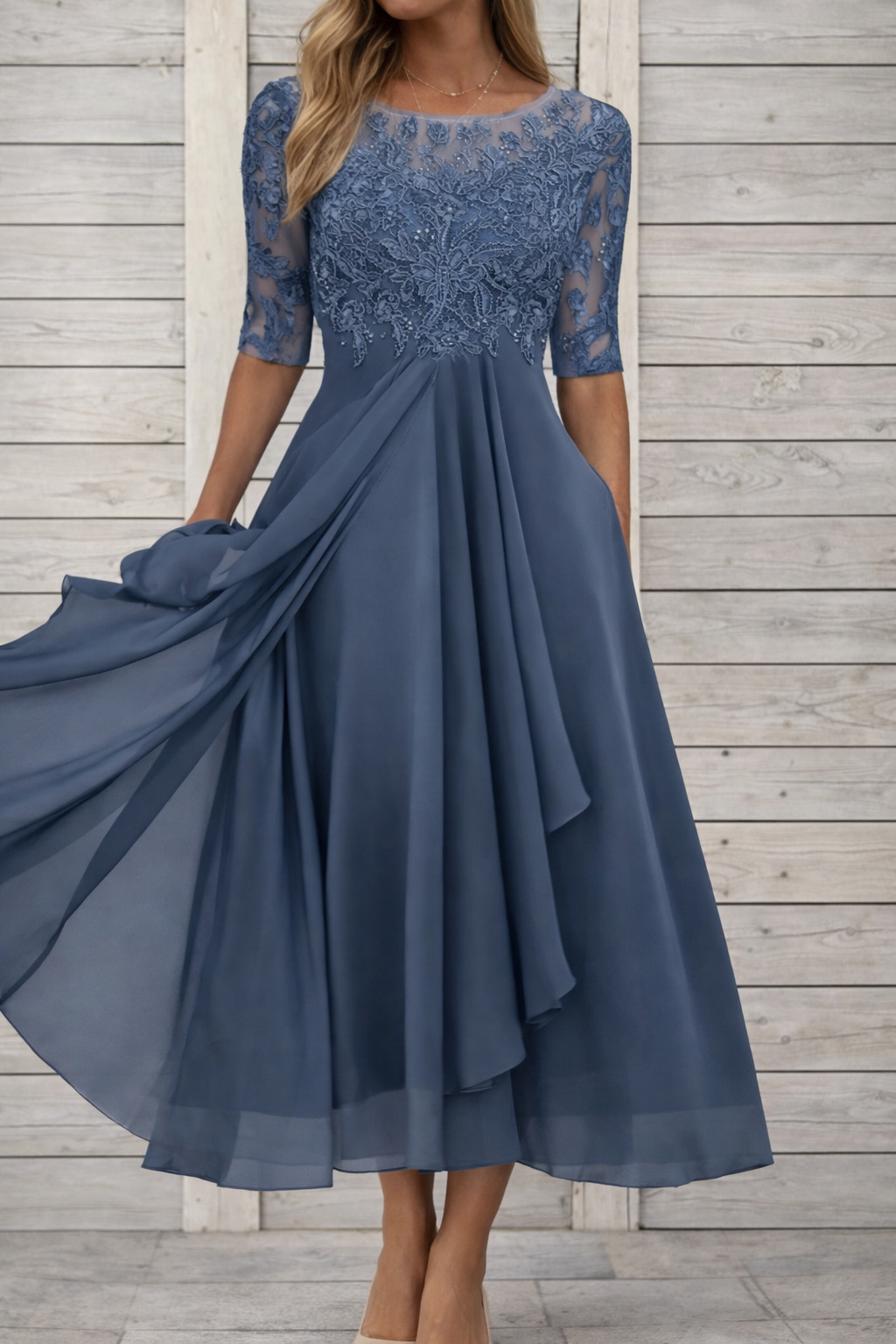 Élégante robe de soirée midi en dentelle Amélie Morin