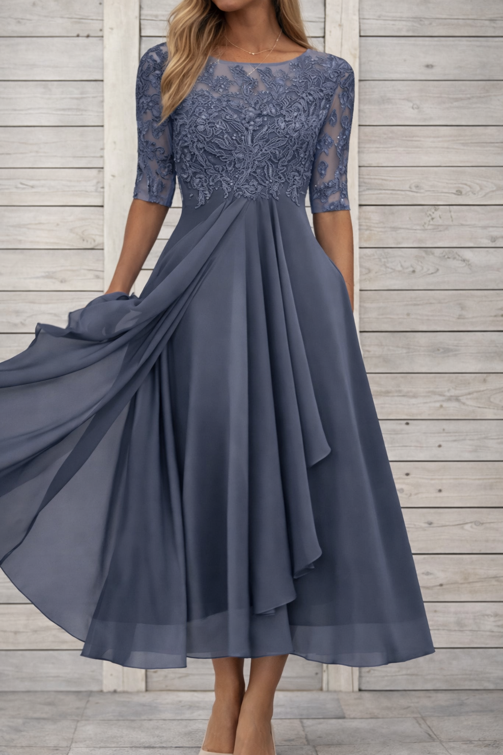Élégante robe de soirée midi en dentelle Amélie Morin