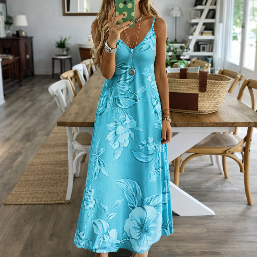 Robe longue fleurie décolletée signée Amélie Morin