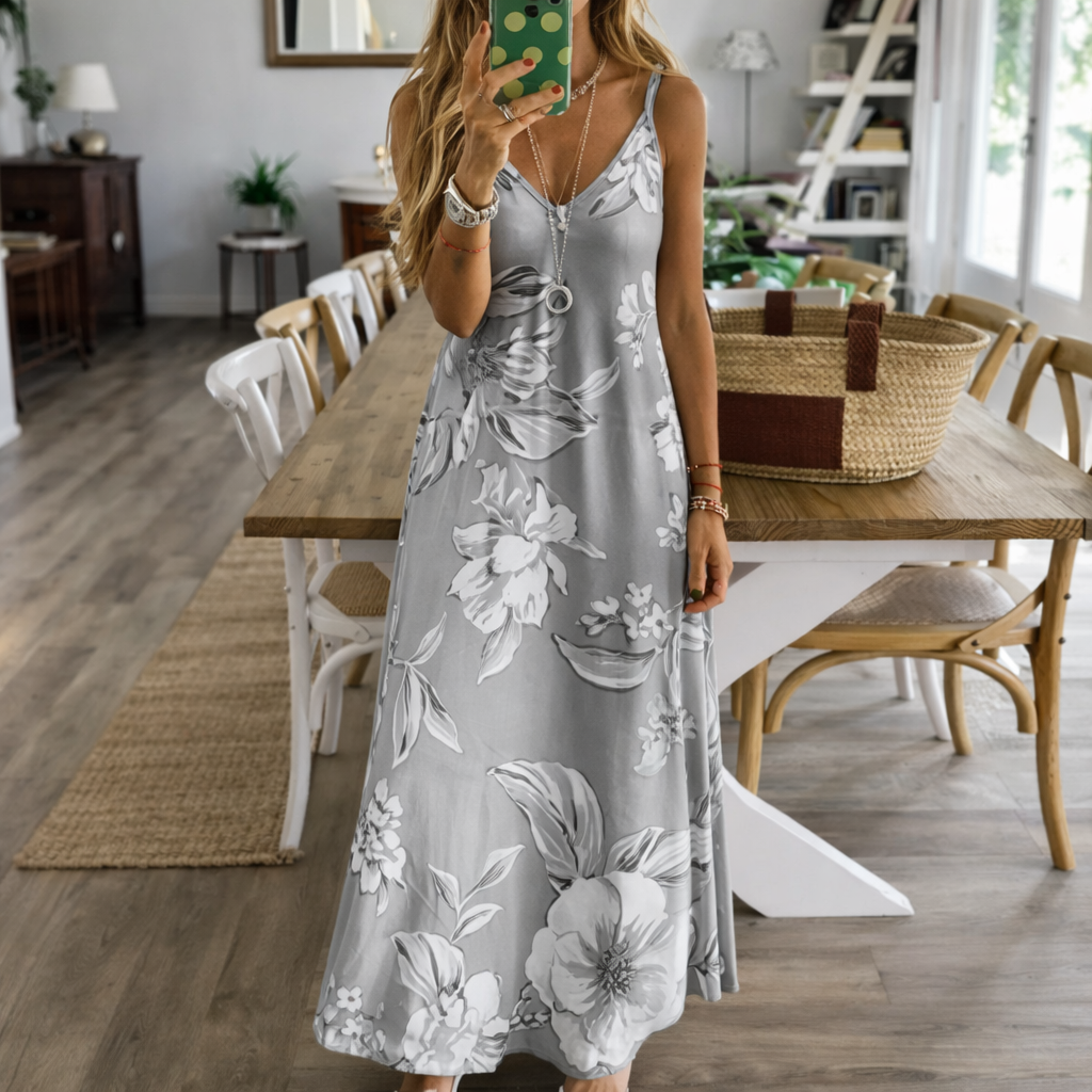 Robe longue fleurie décolletée signée Amélie Morin