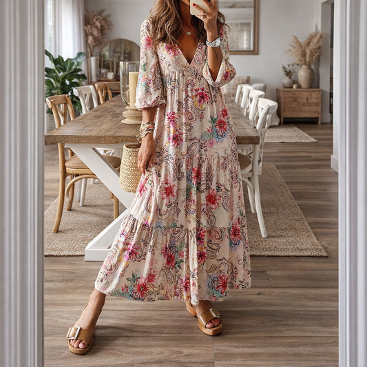 Robe longue bohème fleurie Amelie Morin à col en V