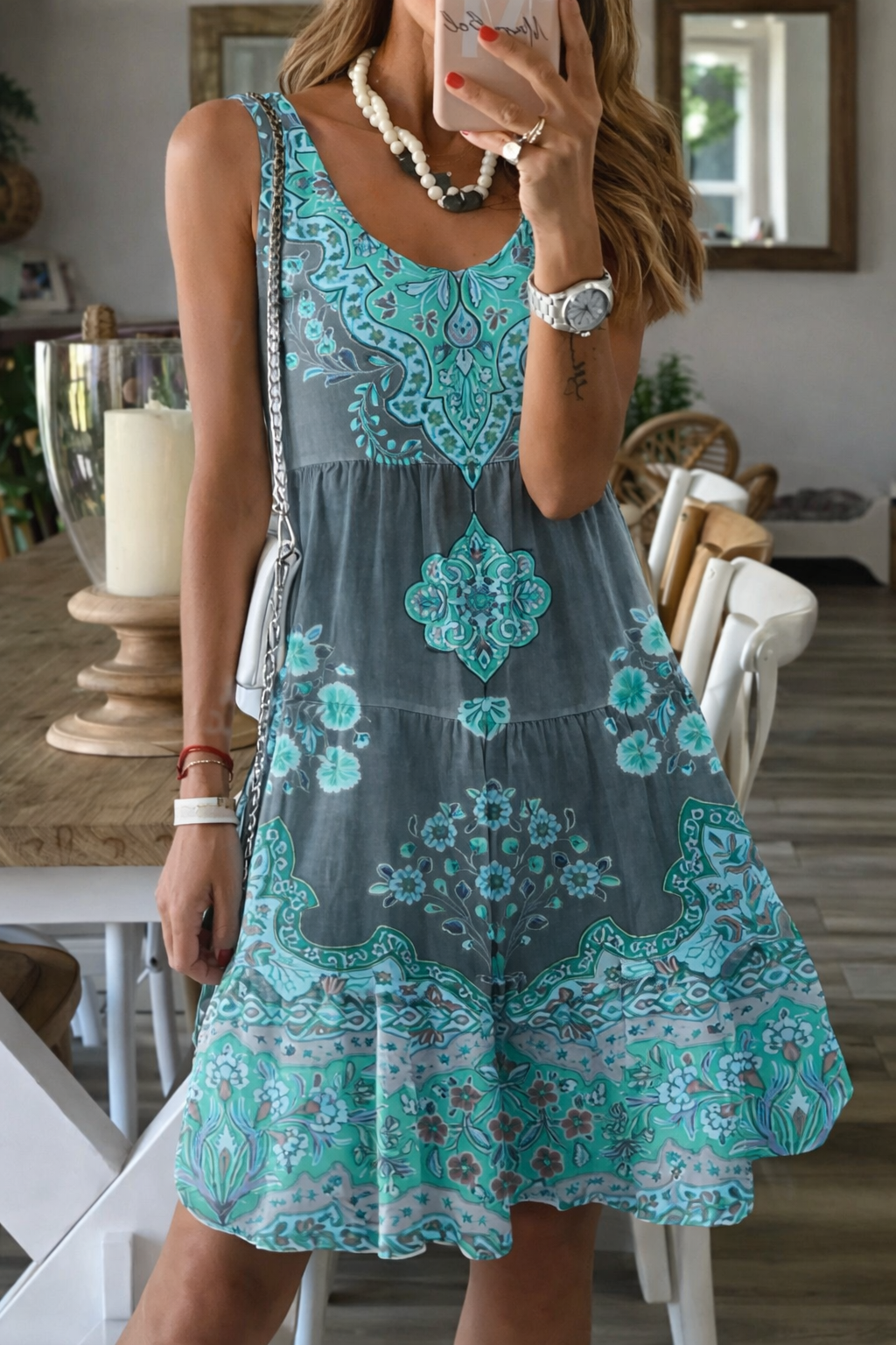 Robe d'été sans manches à imprimé floral Amélie Morin