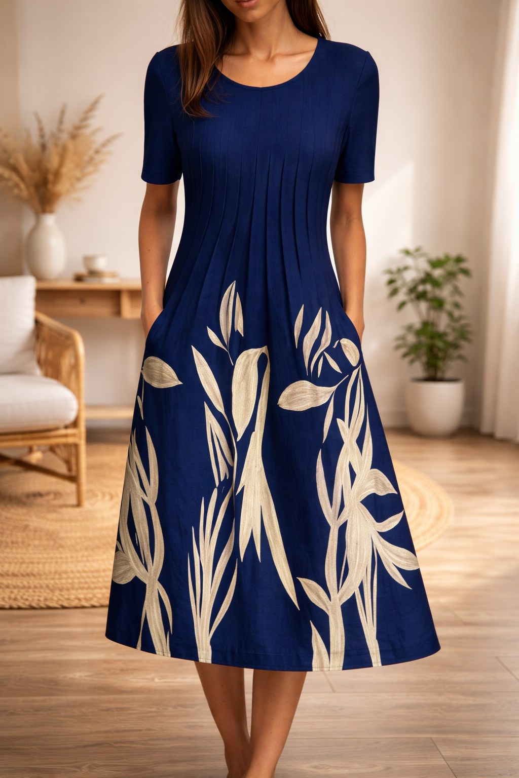 Robe à col rond imprimée de fleurs par Amélie Morin