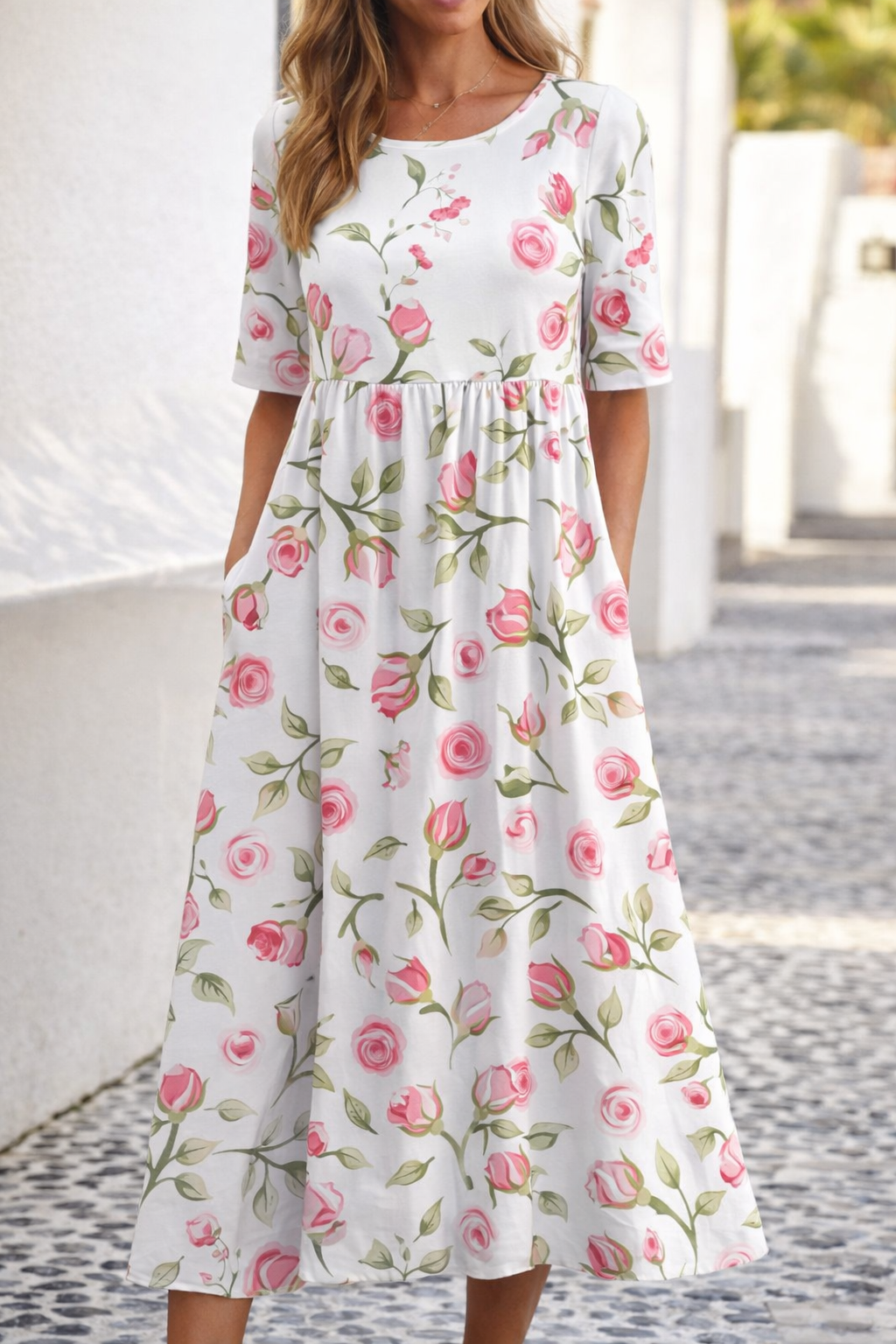 Robe d'été à imprimé floral Amelie Morin à col en V