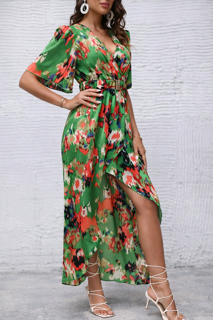 Robe asymétrique à col en V éclatante signée Amélie Morin