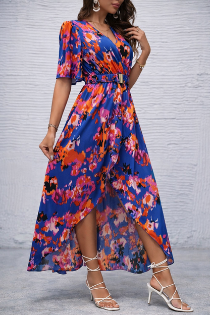 Robe asymétrique à col en V éclatante signée Amélie Morin
