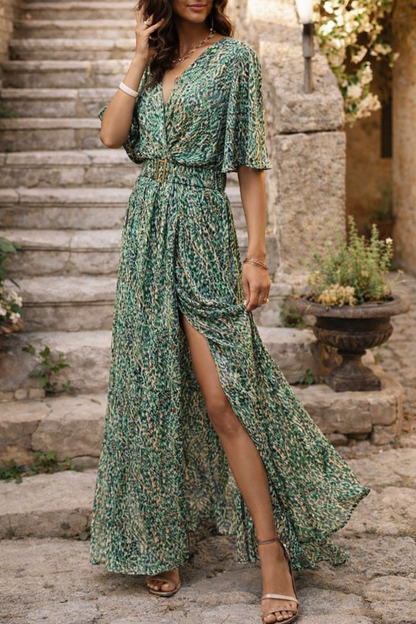 Robe asymétrique à col en V éclatante signée Amélie Morin