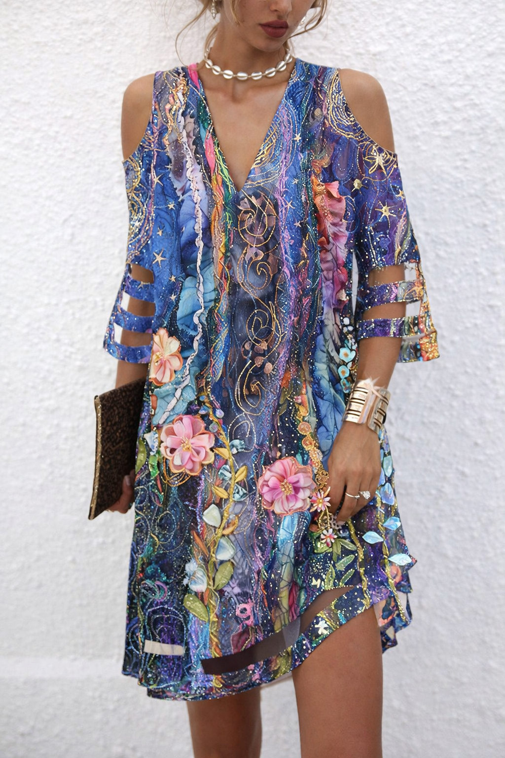 Robe chic en maille à col en V signée Amélie Morin